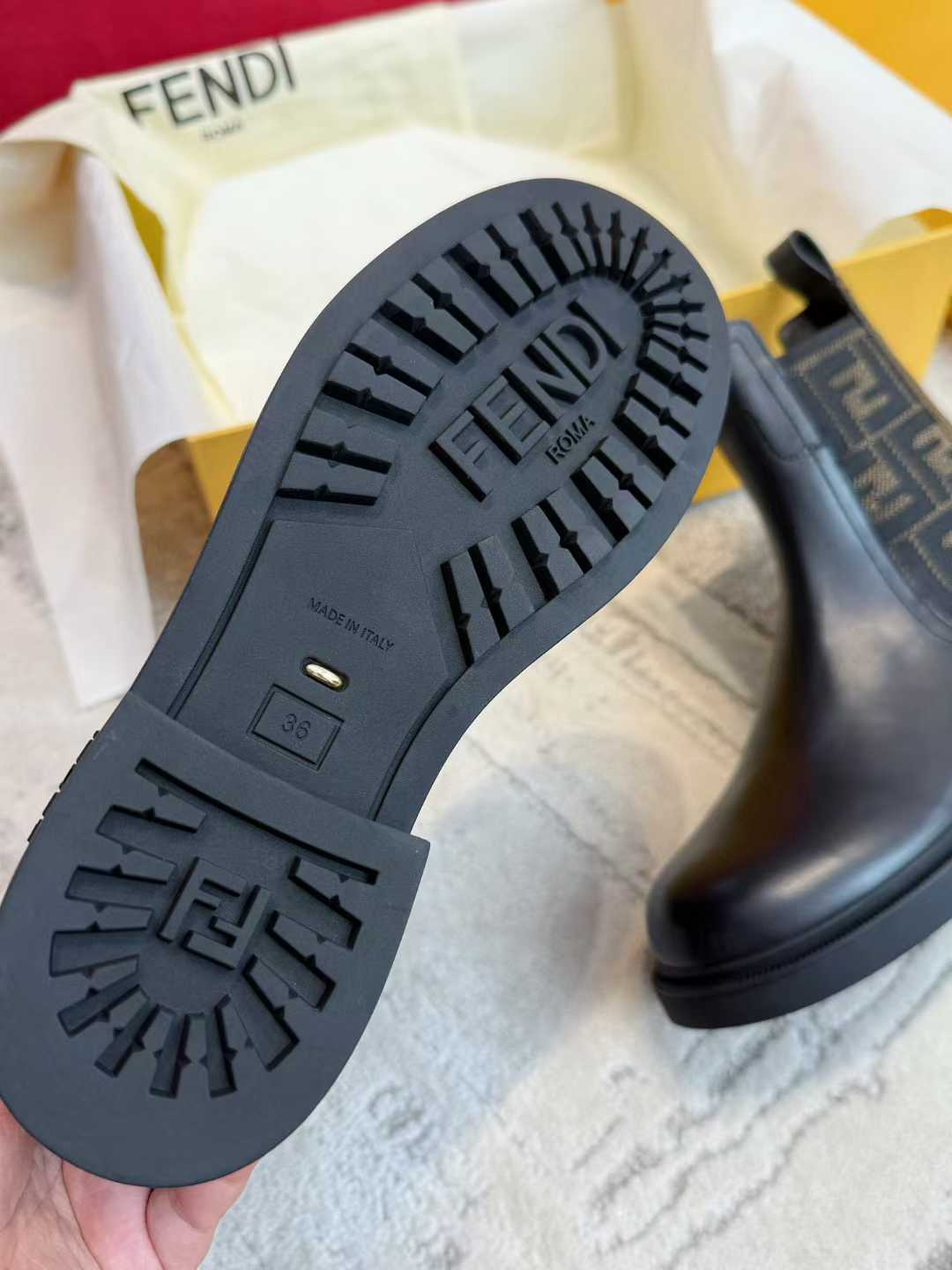 Fendi Short boots view 7