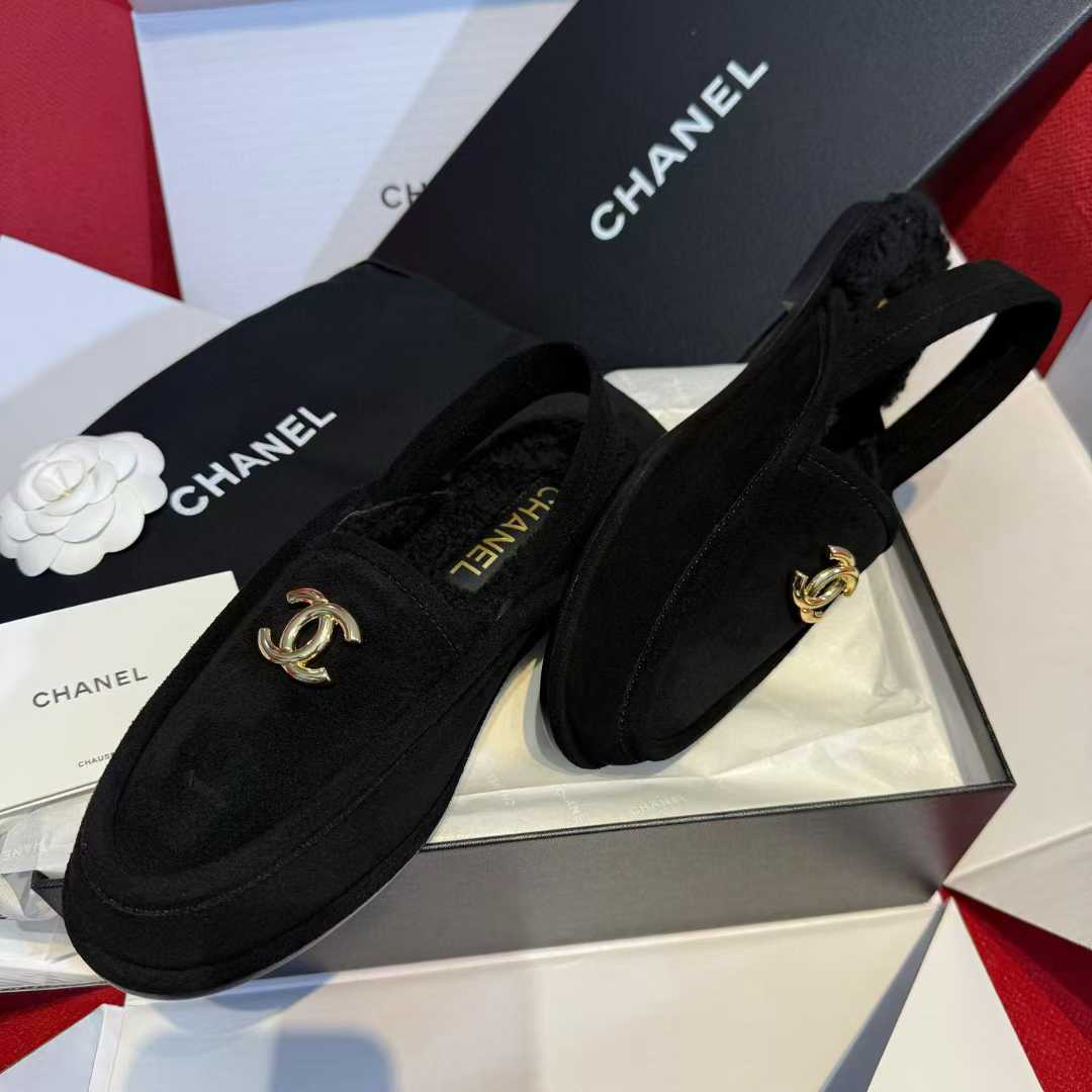 Chanel Slippers view 5