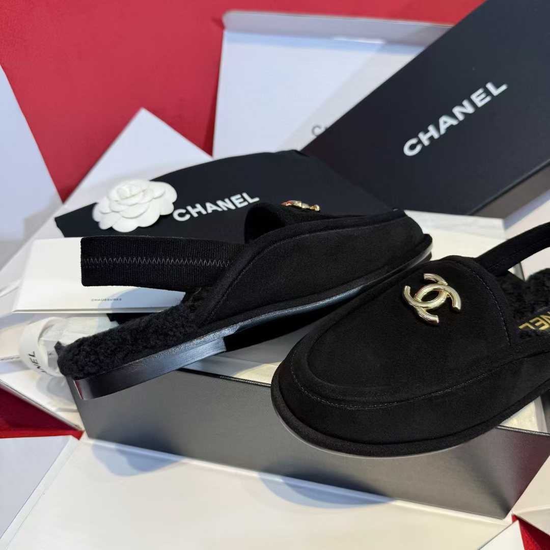 Chanel Slippers view 6