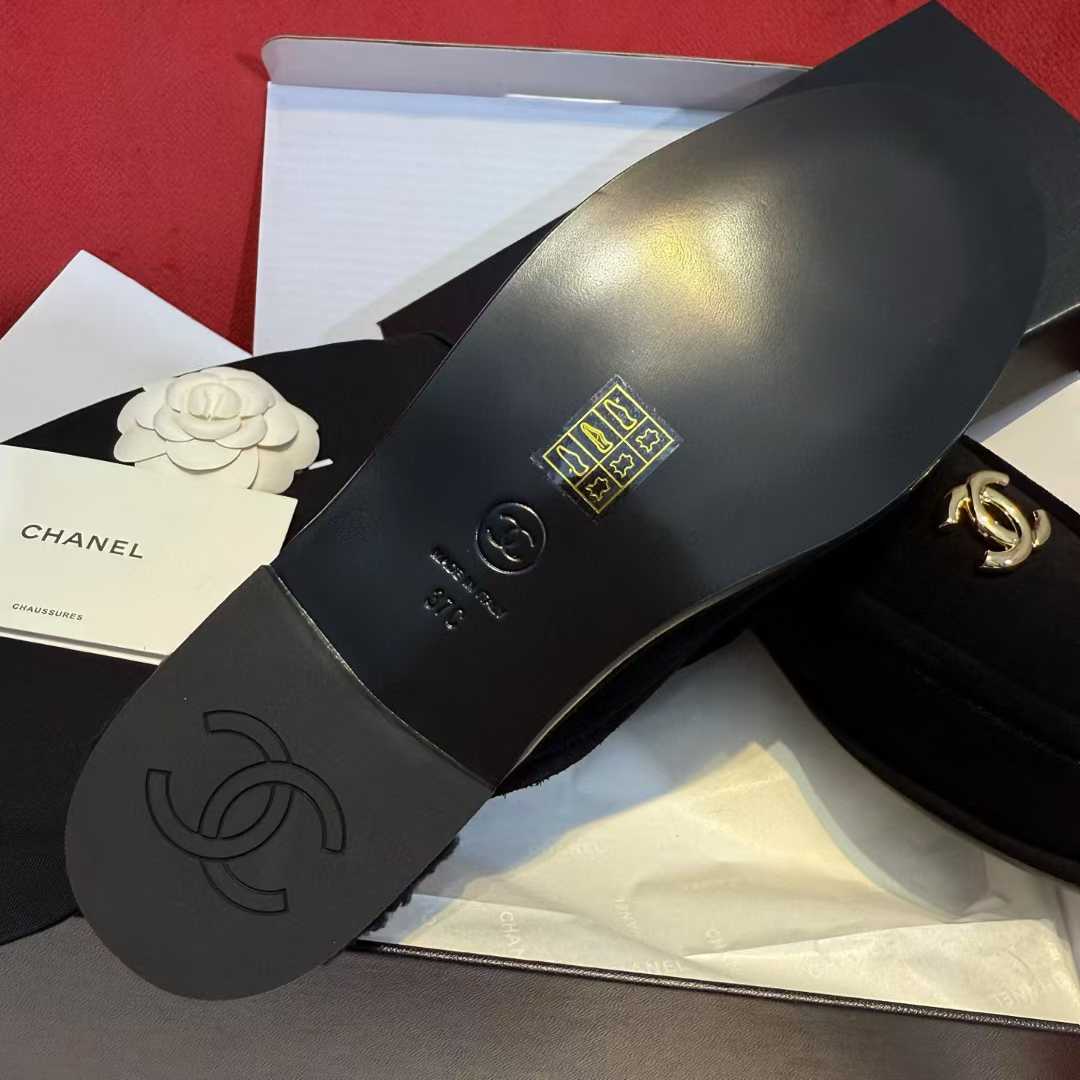 Chanel Slippers view 7