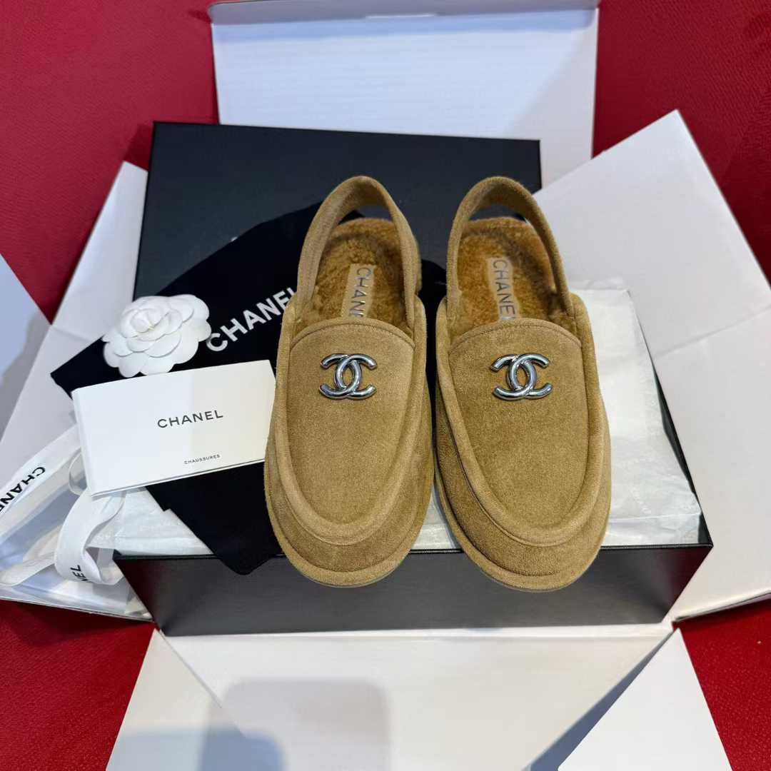 Chanel Slippers view 9