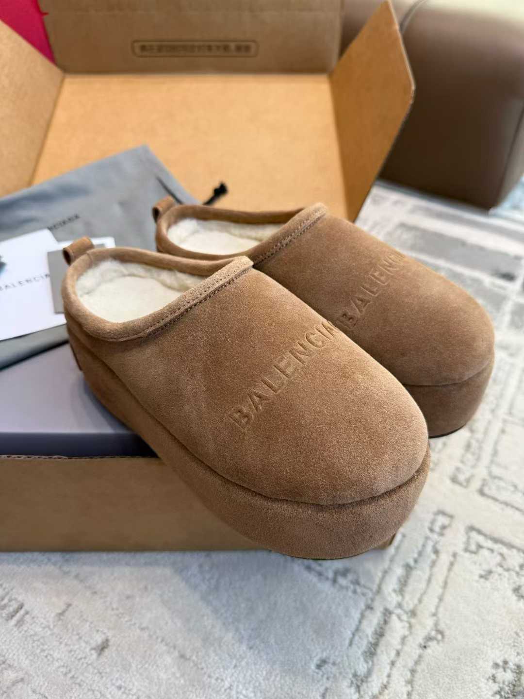 Balenciaga Wool slippers view 7
