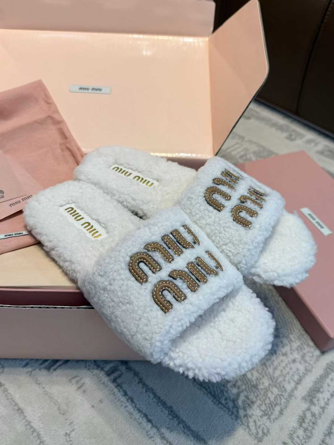 Miu Miu Lamb hair slippers view 4