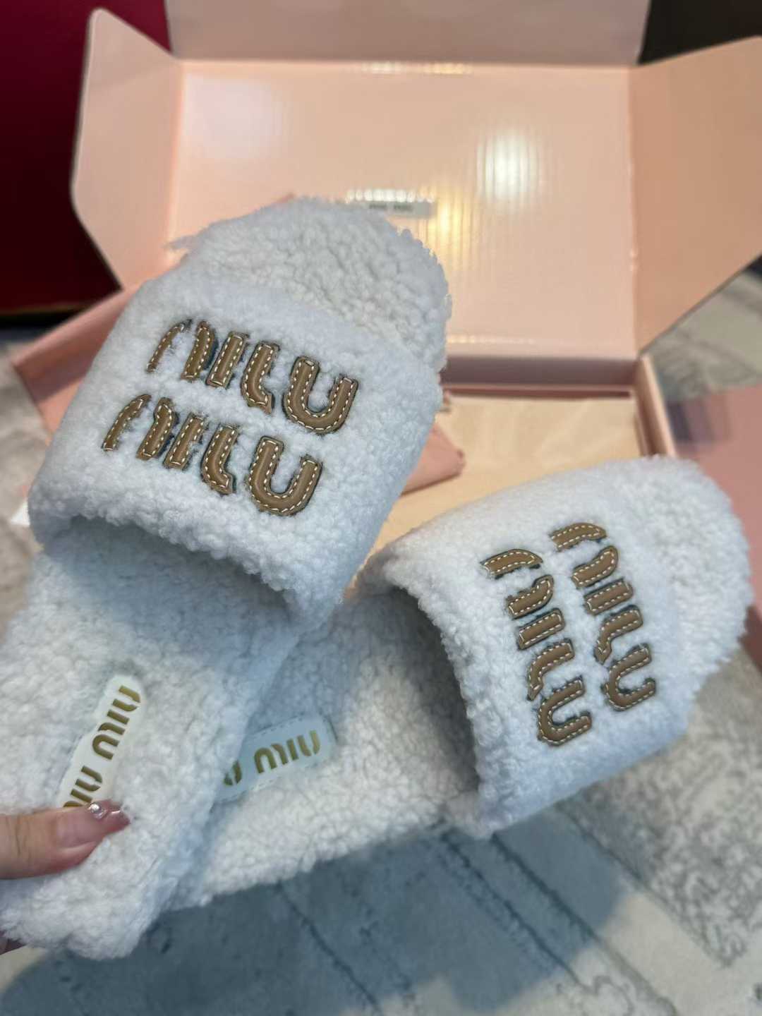 Miu Miu Lamb hair slippers view 8