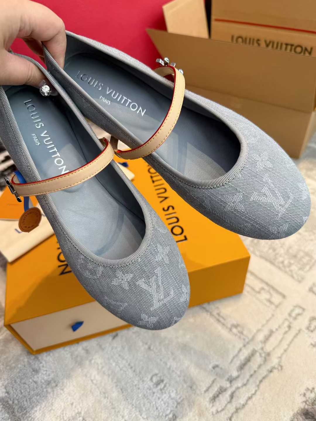 Louis Vuitton Flat shoes view 10