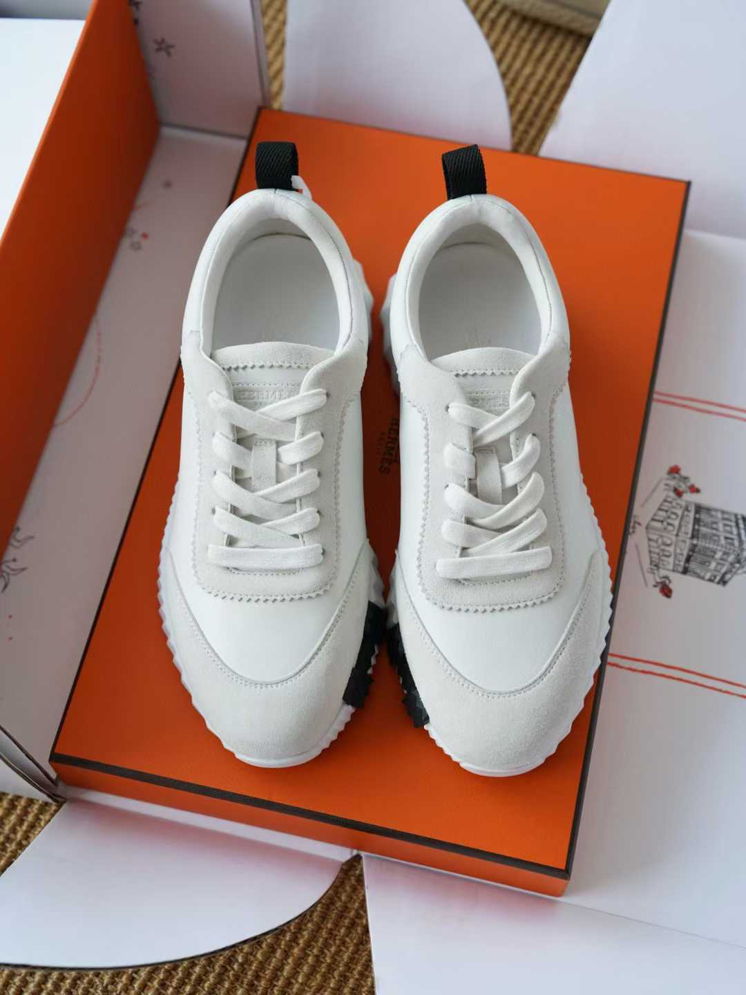 Hermès Sneakers view 2