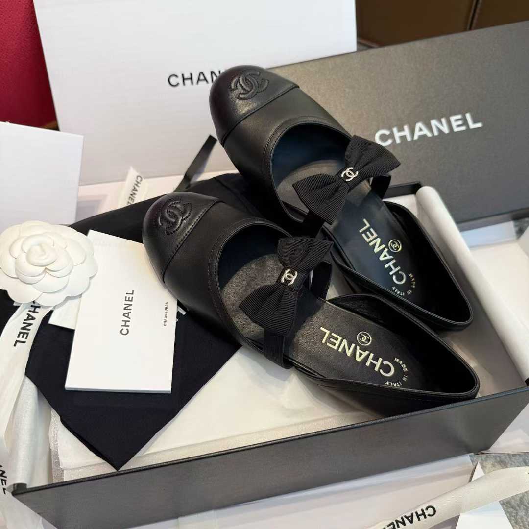 Chanel Ballet shoes view 4