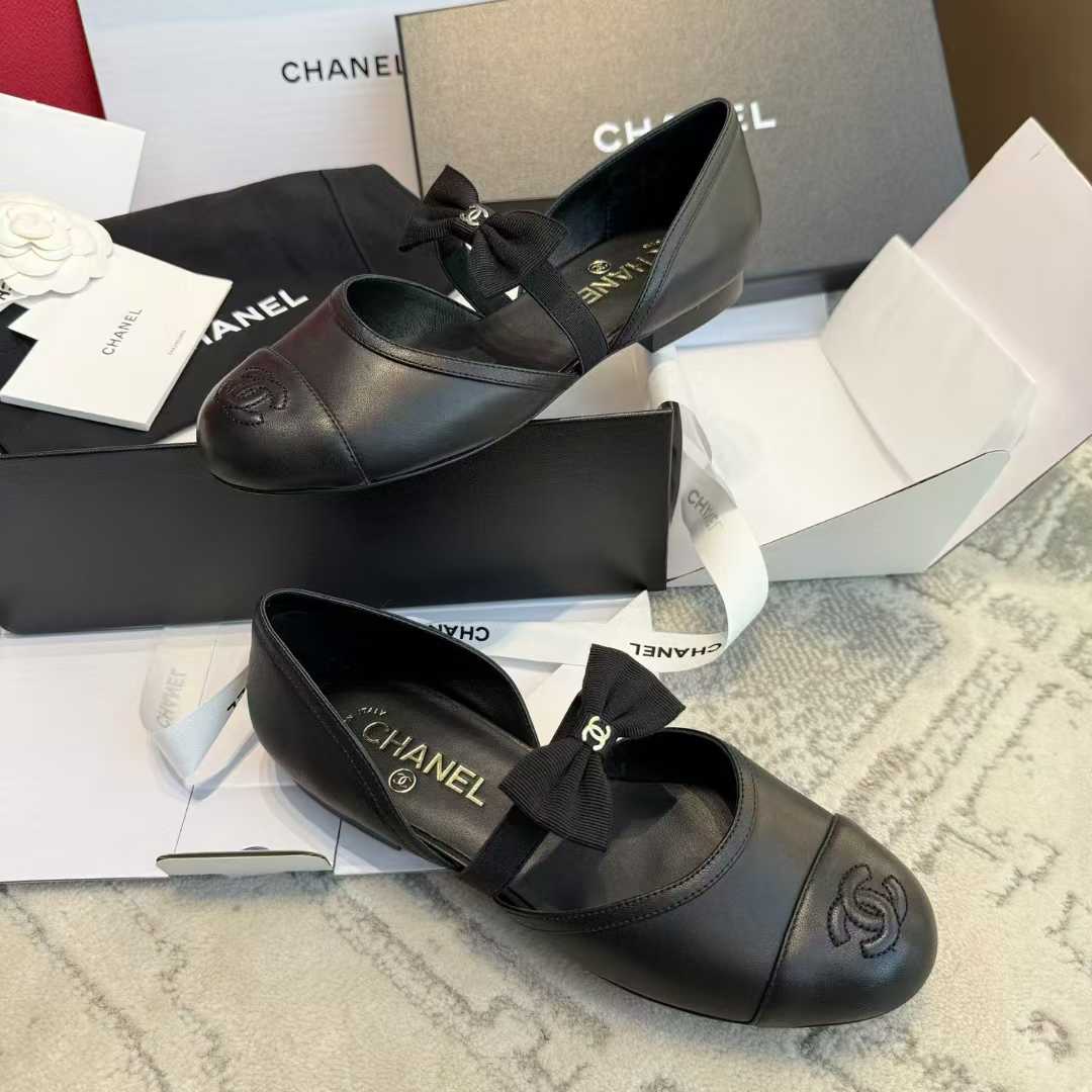 Chanel Ballet shoes view 5
