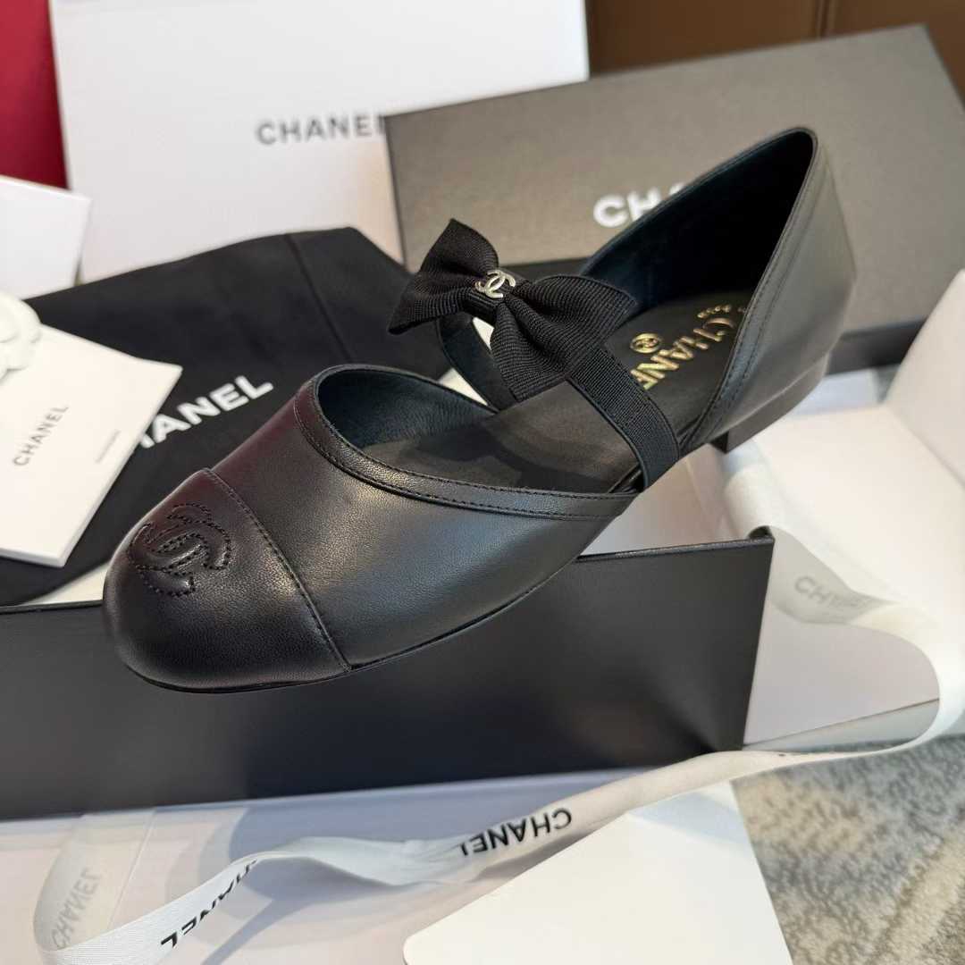 Chanel Ballet shoes view 7
