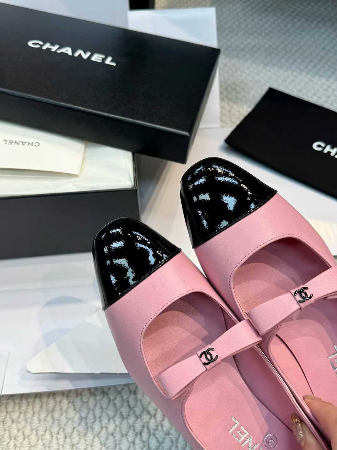 Chanel Ballet shoes view 4