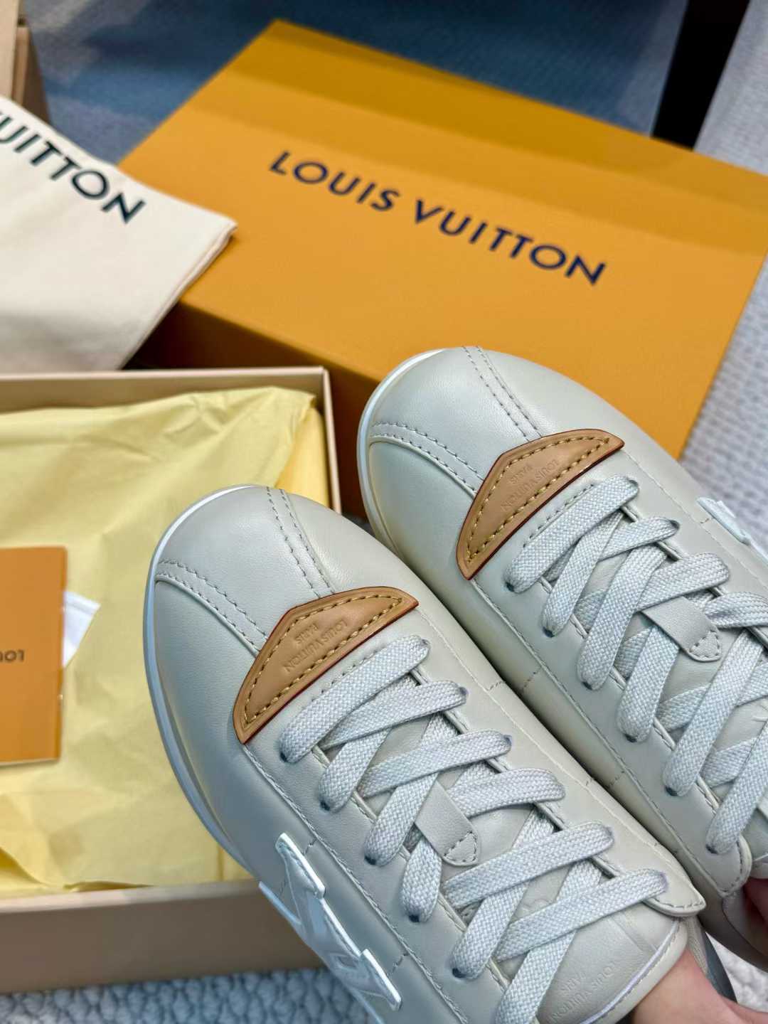 Louis Vuitton BUTTERSOFE Bread shoes view 3