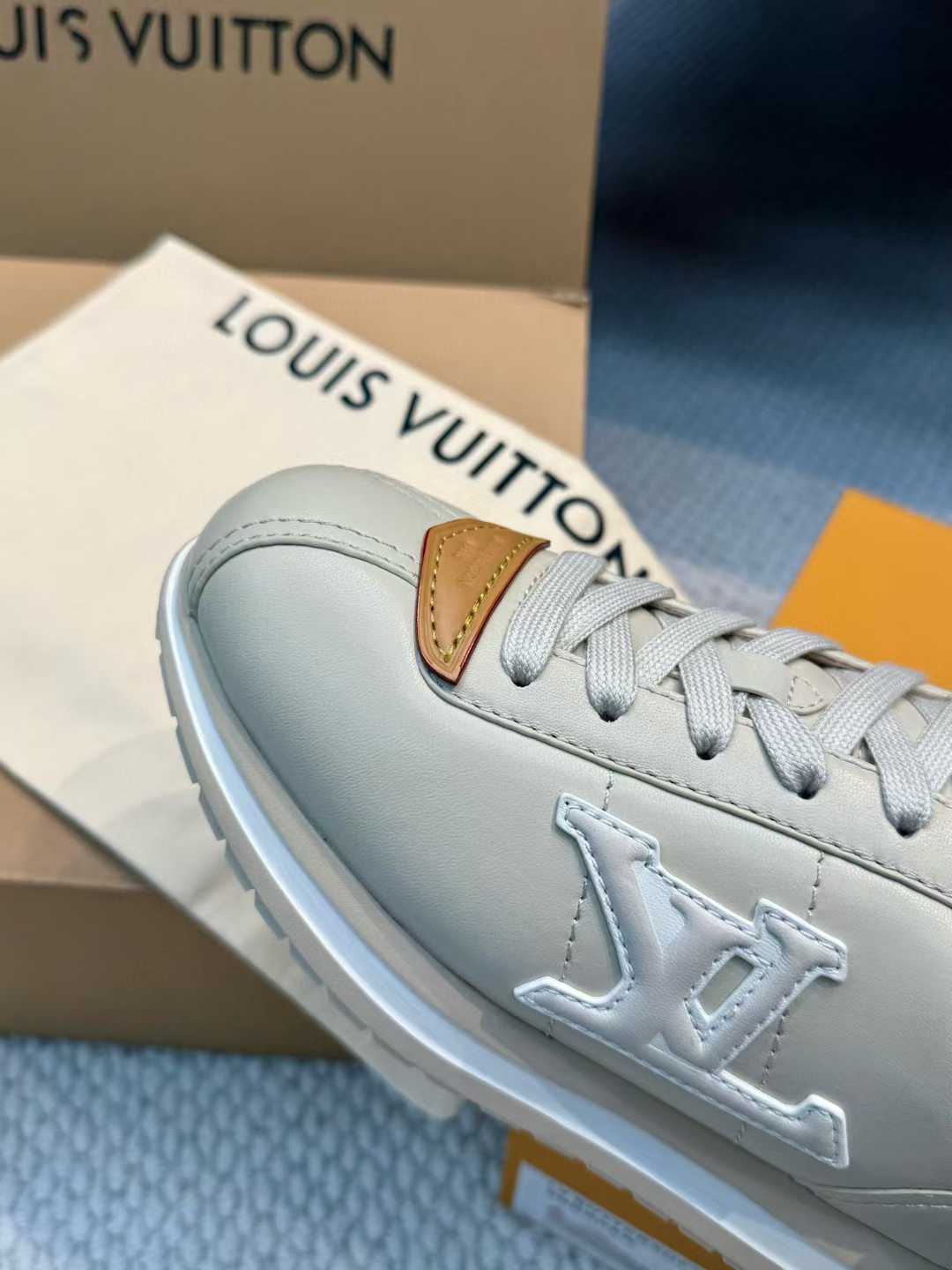 Louis Vuitton BUTTERSOFE Bread shoes view 4