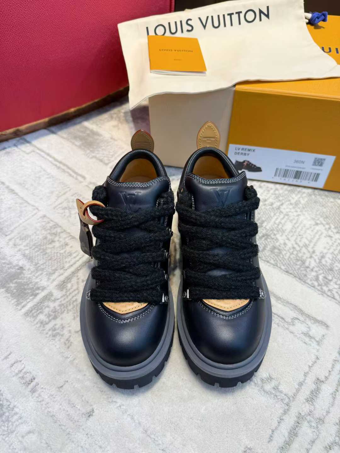 Louis Vuitton Vintage hiking boots view 11