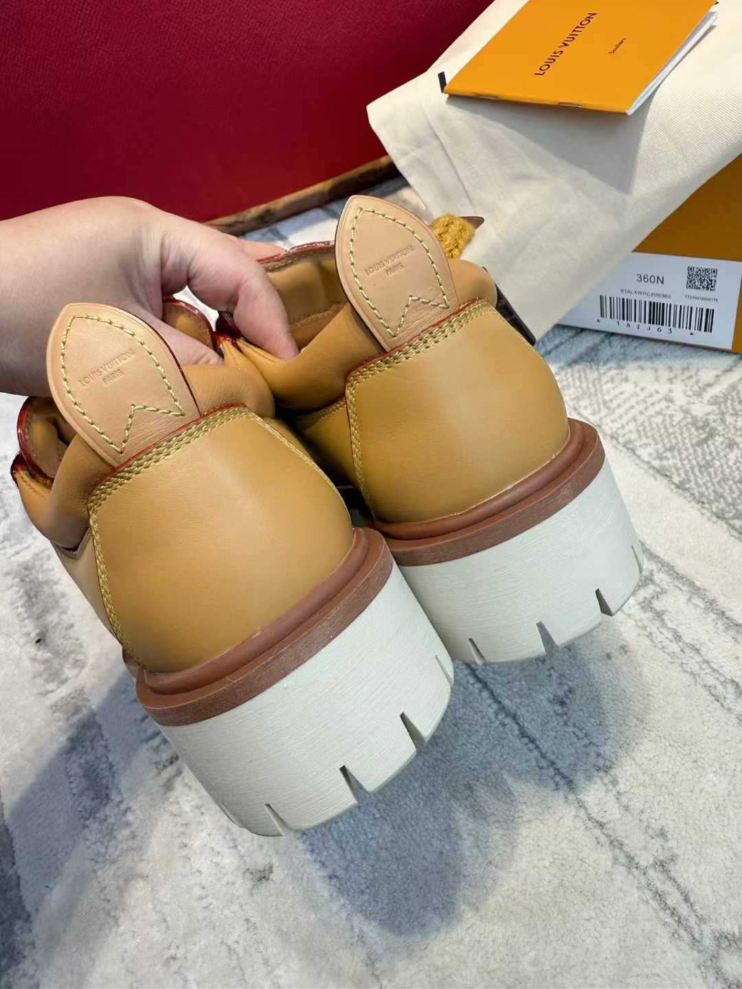 Louis Vuitton Vintage hiking boots view 9