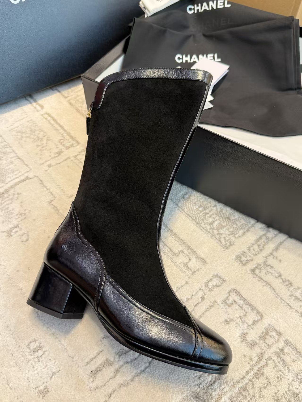Chanel 25A Short boots view 7