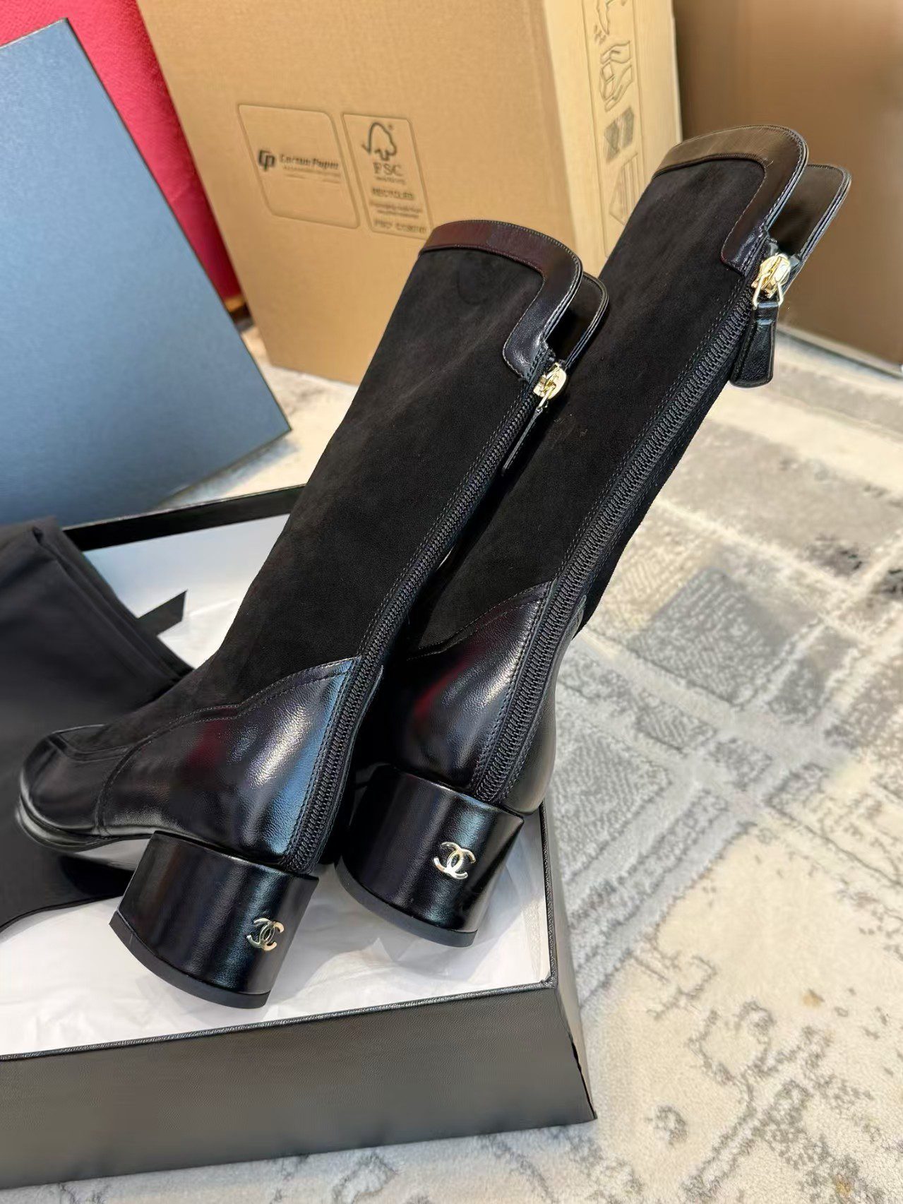 Chanel 25A Short boots view 9
