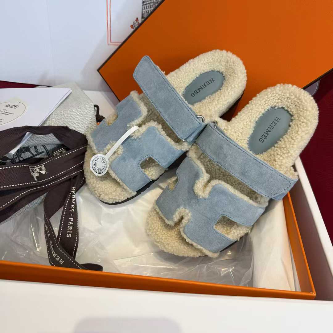 Hermès Second uncle Mao slippers view 2