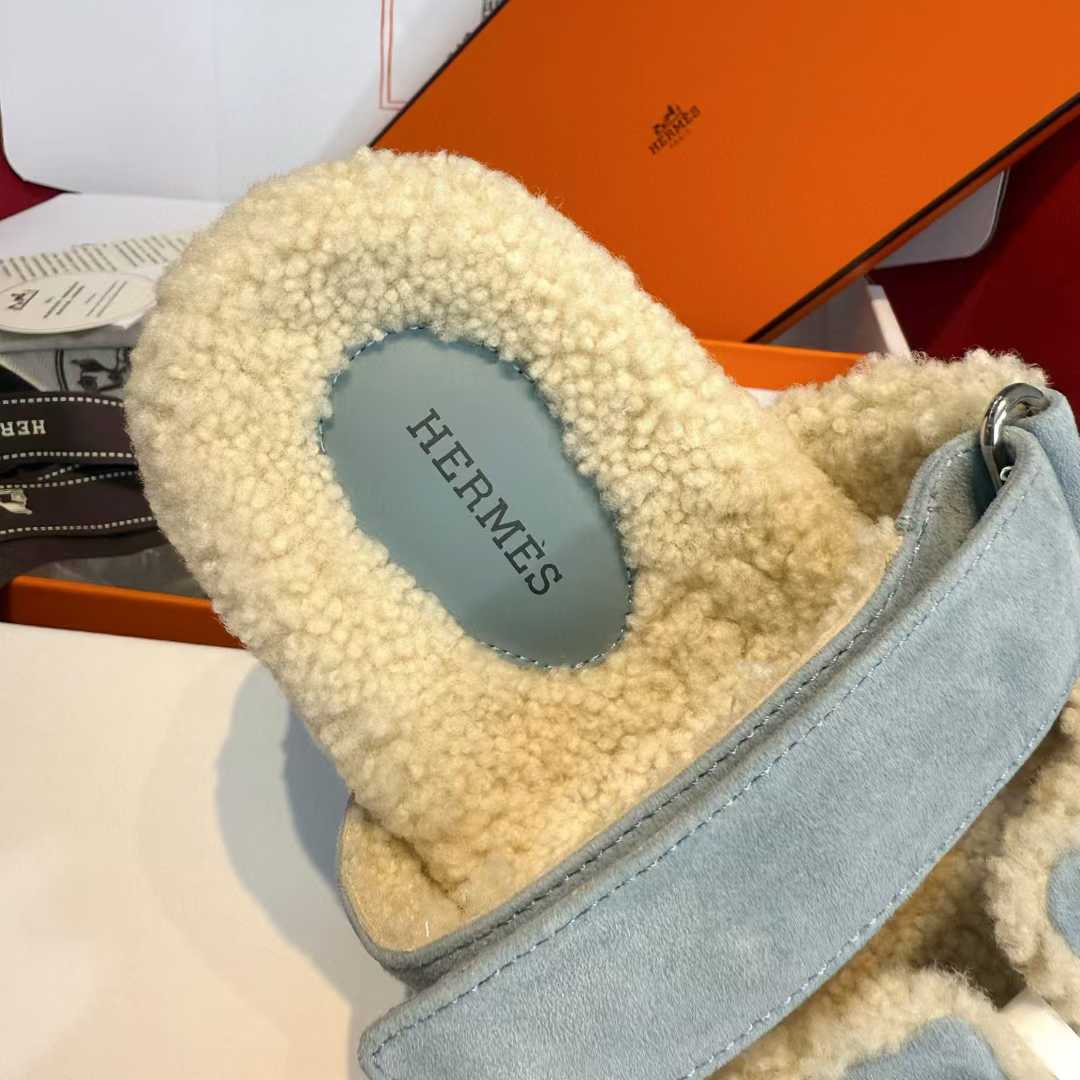 Hermès Second uncle Mao slippers view 8
