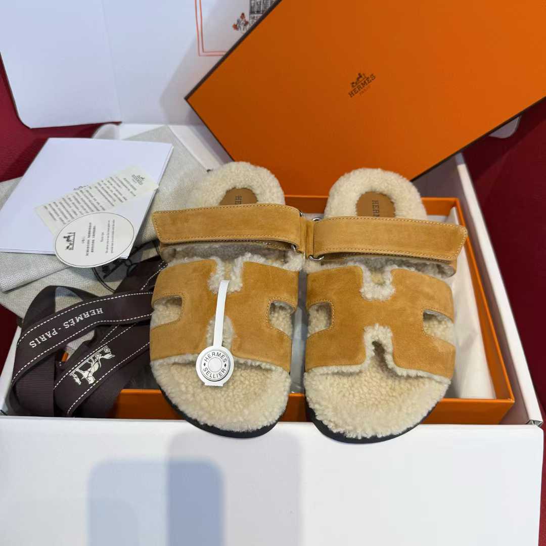Hermès Second uncle Mao slippers view 2
