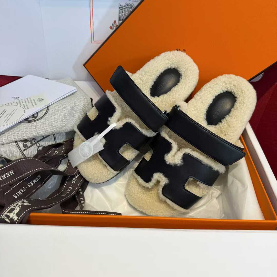 Hermès Second uncle Mao slippers view 4