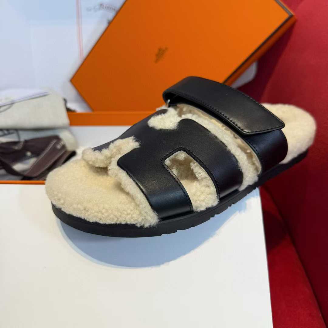 Hermès Second uncle Mao slippers view 5