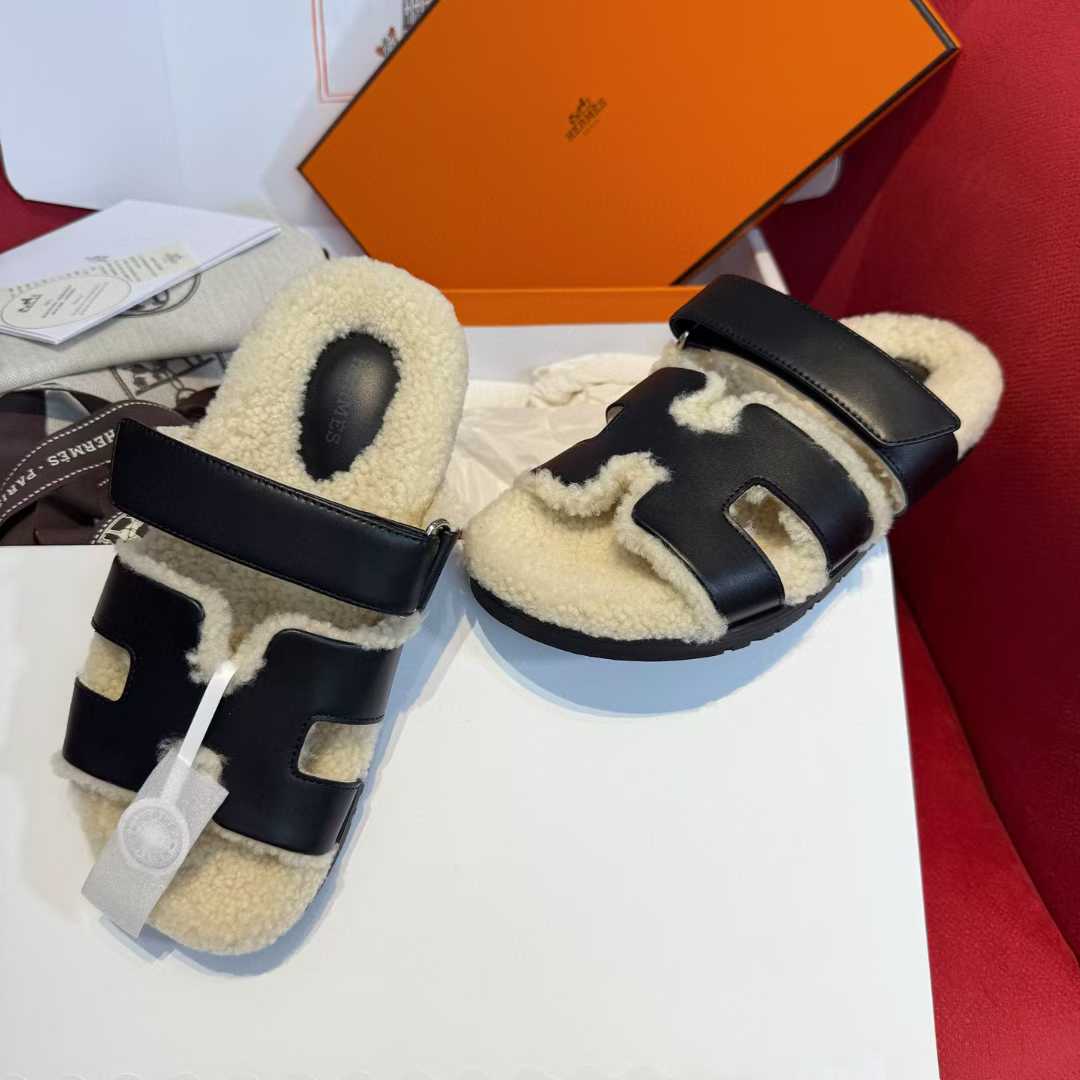 Hermès Second uncle Mao slippers view 6