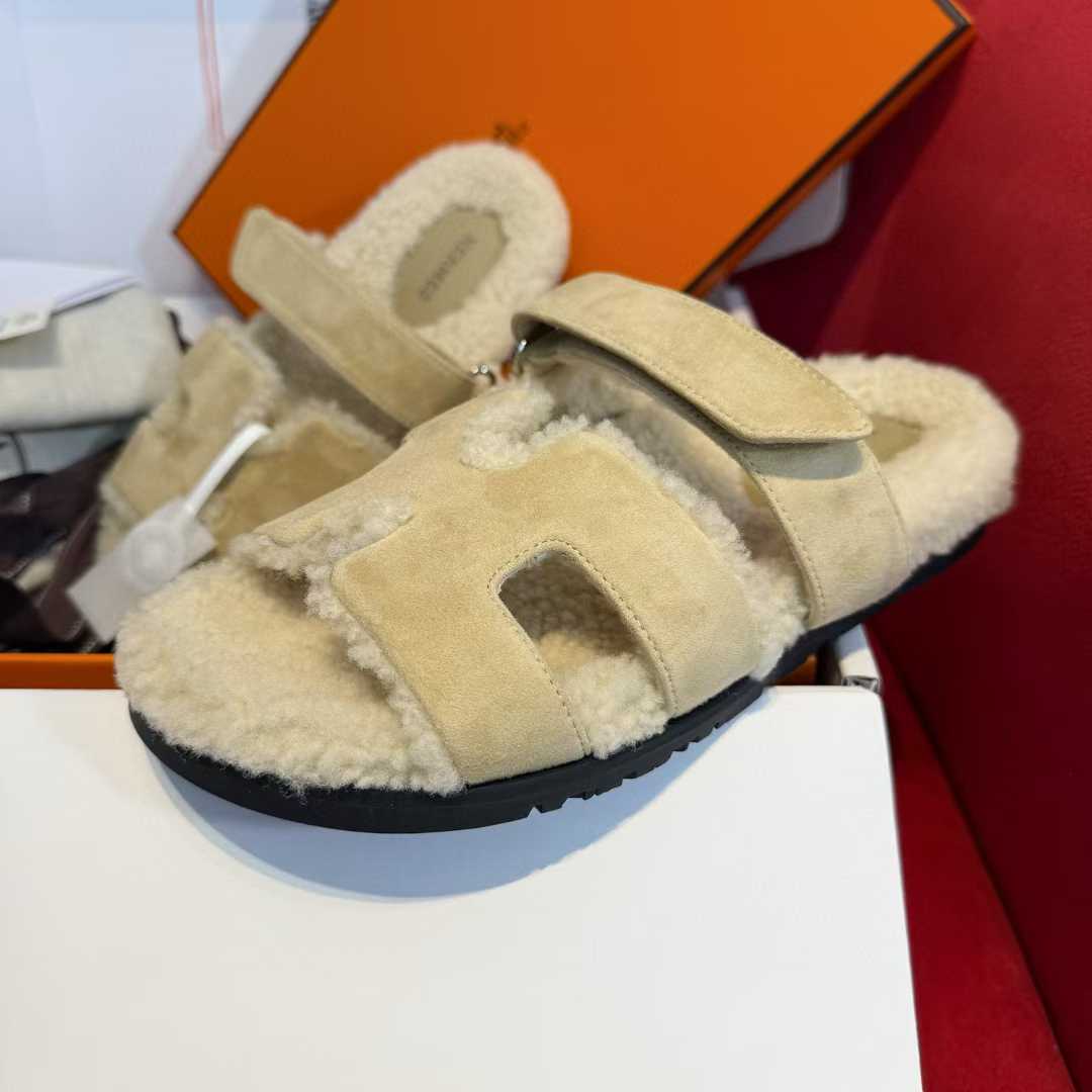 Hermès Second uncle Mao slippers view 7