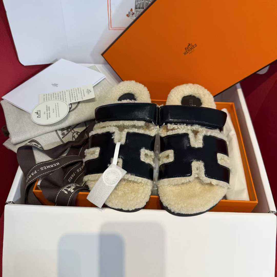 Hermès Second uncle Mao slippers view 2