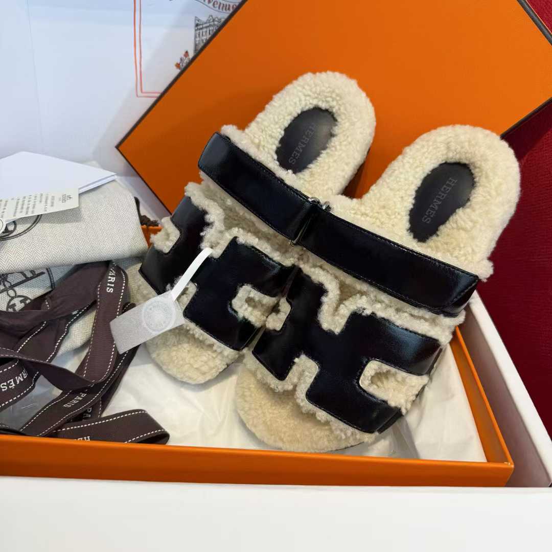 Hermès Second uncle Mao slippers view 4