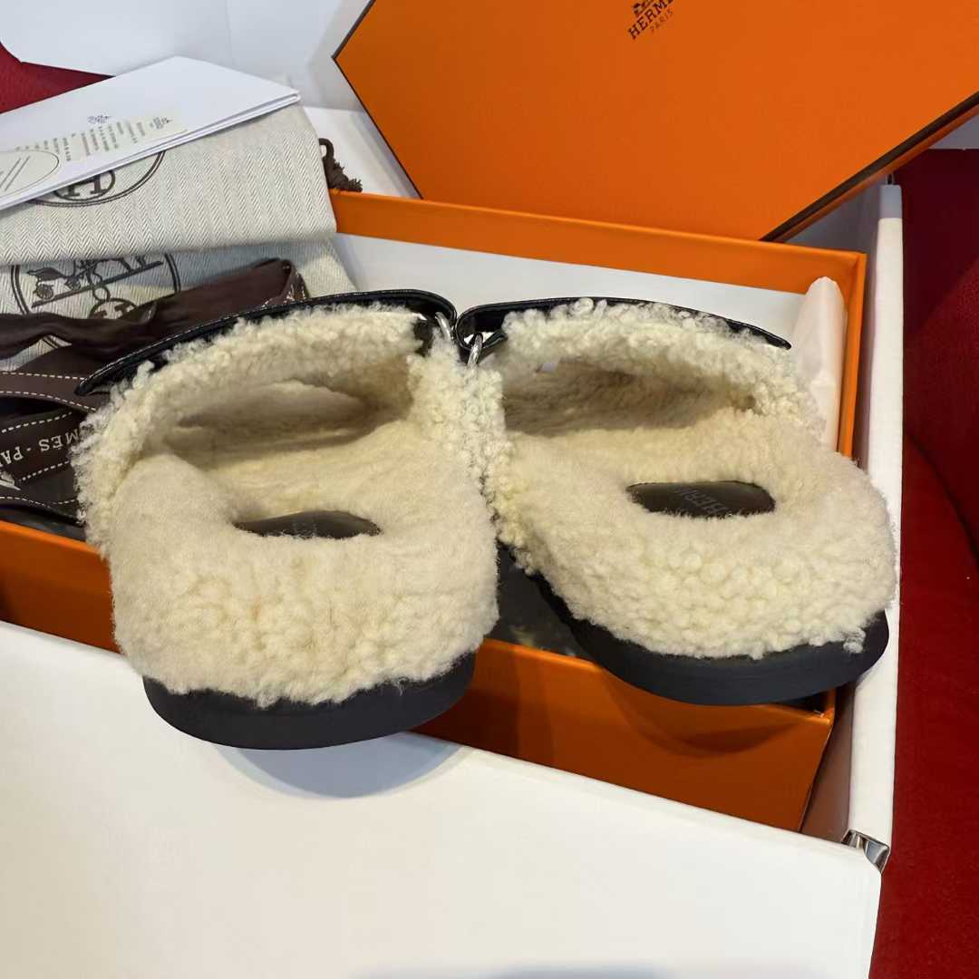 Hermès Second uncle Mao slippers view 9