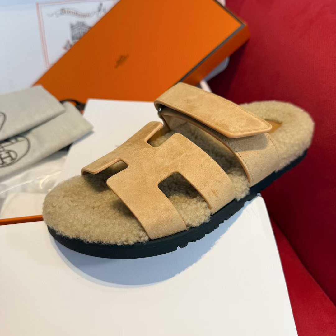 Hermès Second uncle Mao slippers view 5