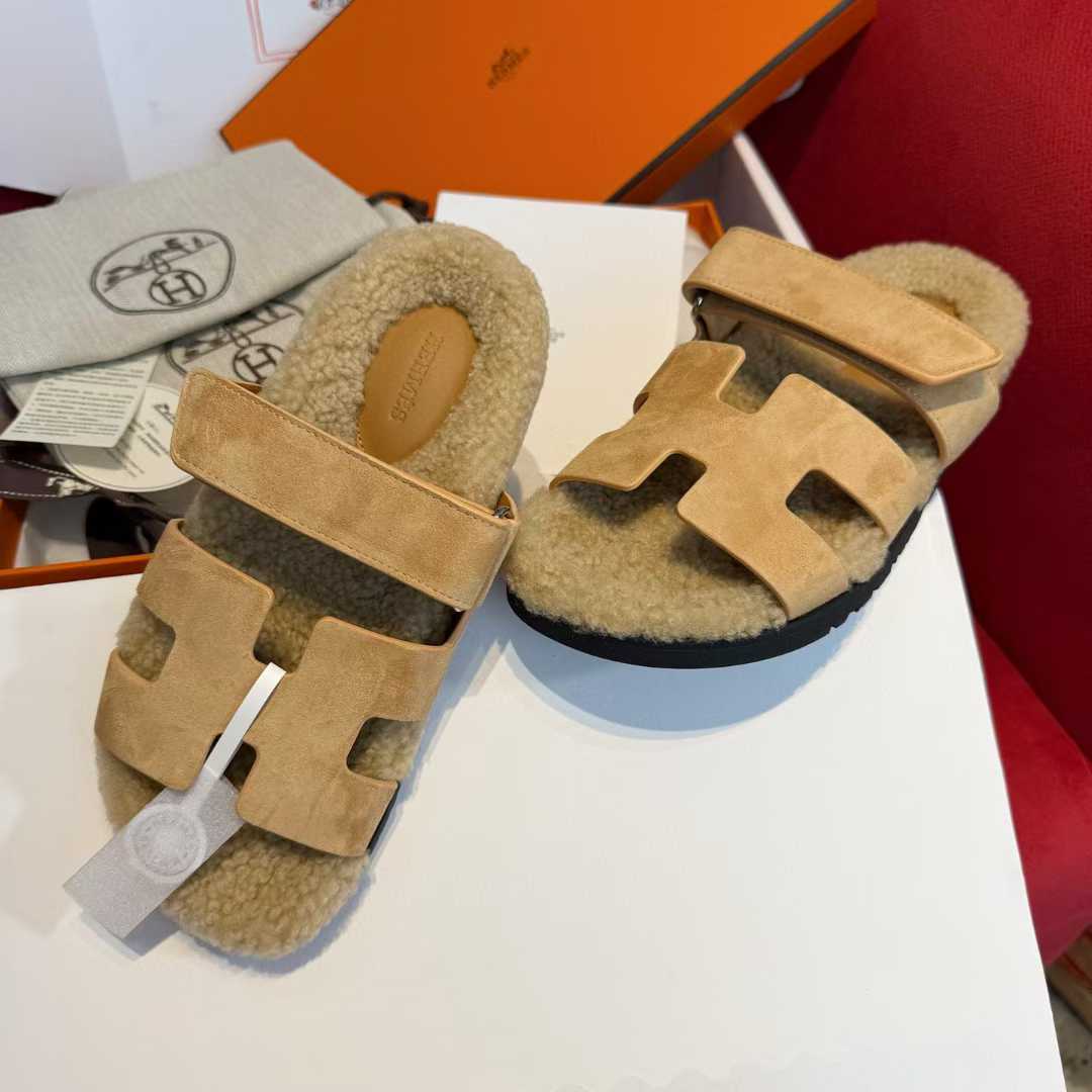 Hermès Second uncle Mao slippers view 6