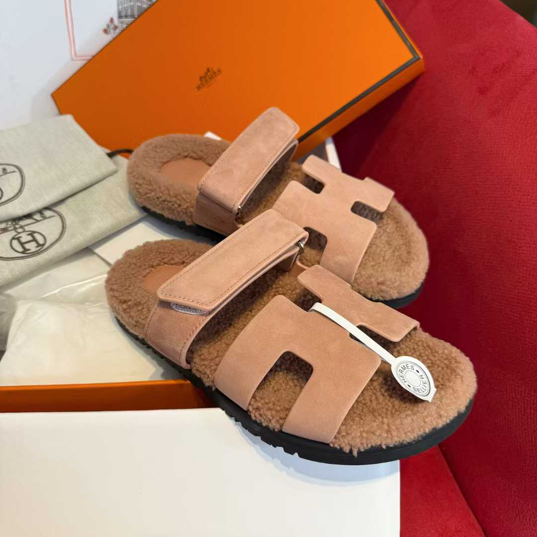 Hermès Second uncle Mao slippers view 3