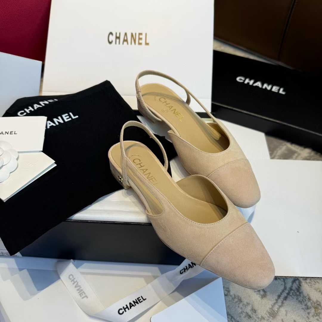 Chanel 25C Flat shoes view 12