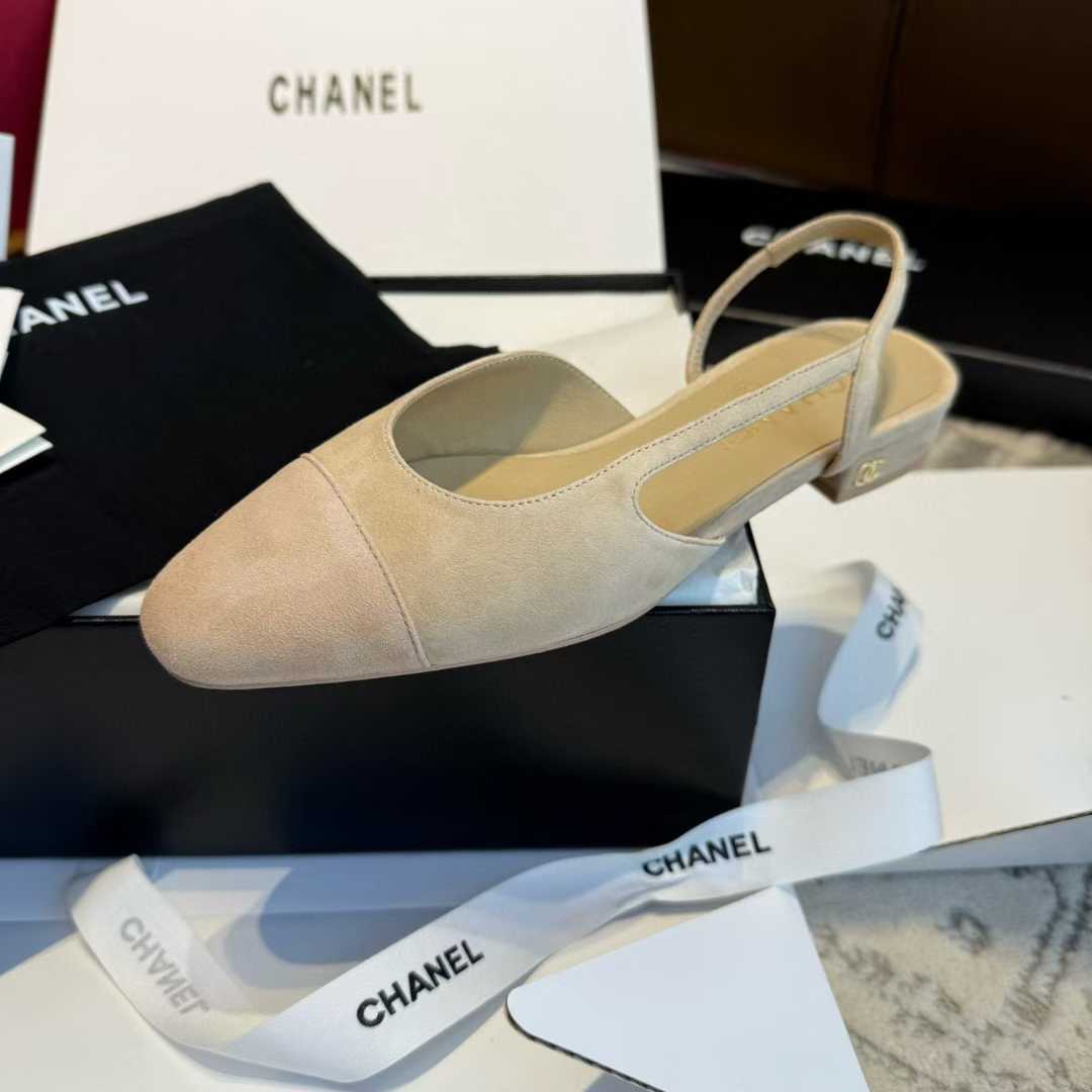Chanel 25C Flat shoes view 13
