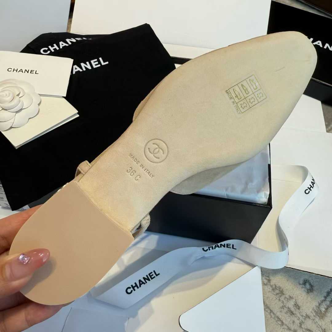Chanel 25C Flat shoes view 15