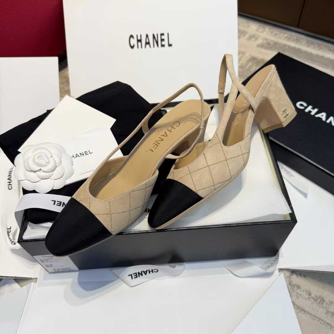 Chanel 25C High heels view 4
