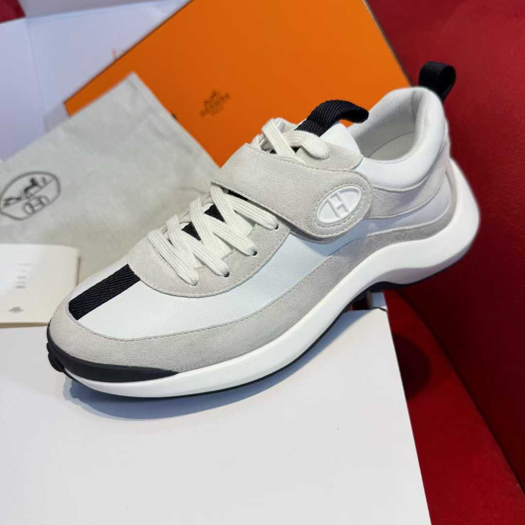 Hermès Sneakers view 5