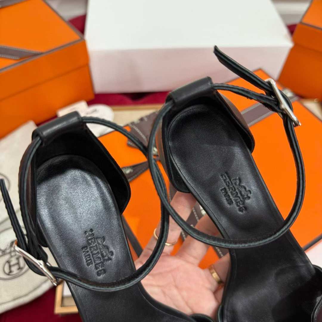 Hermès Slippers view 5