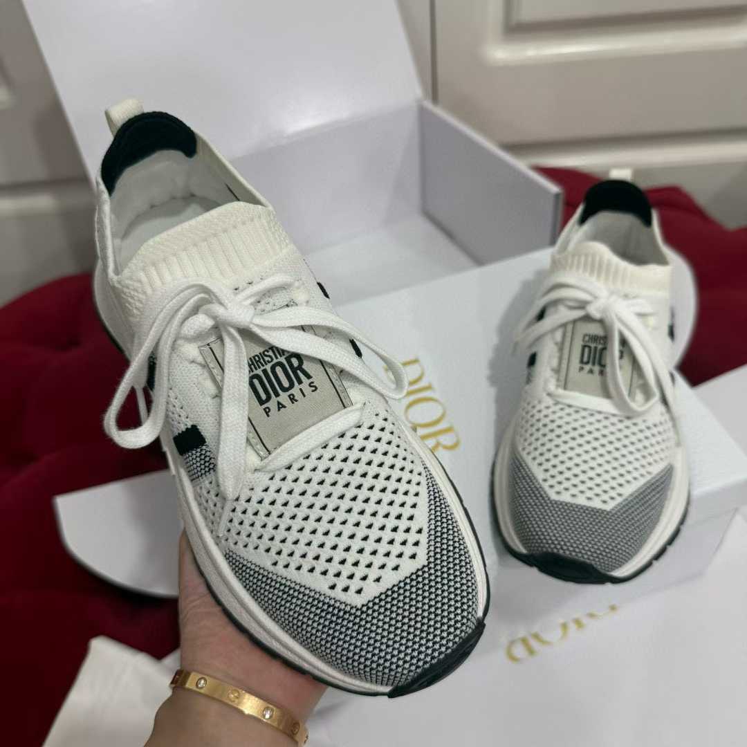 Dior Sneakers view 4