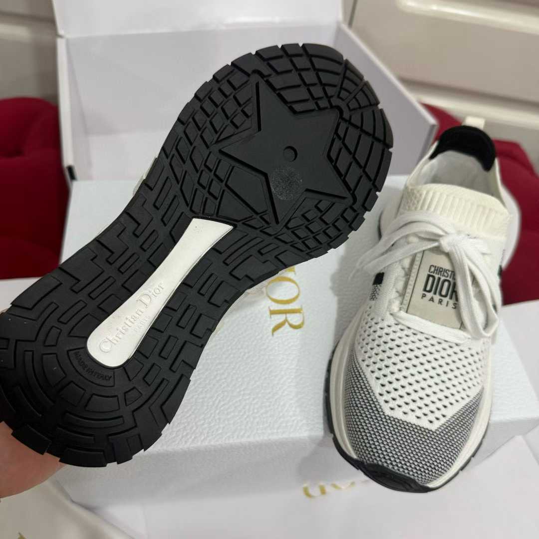 Dior Sneakers view 9