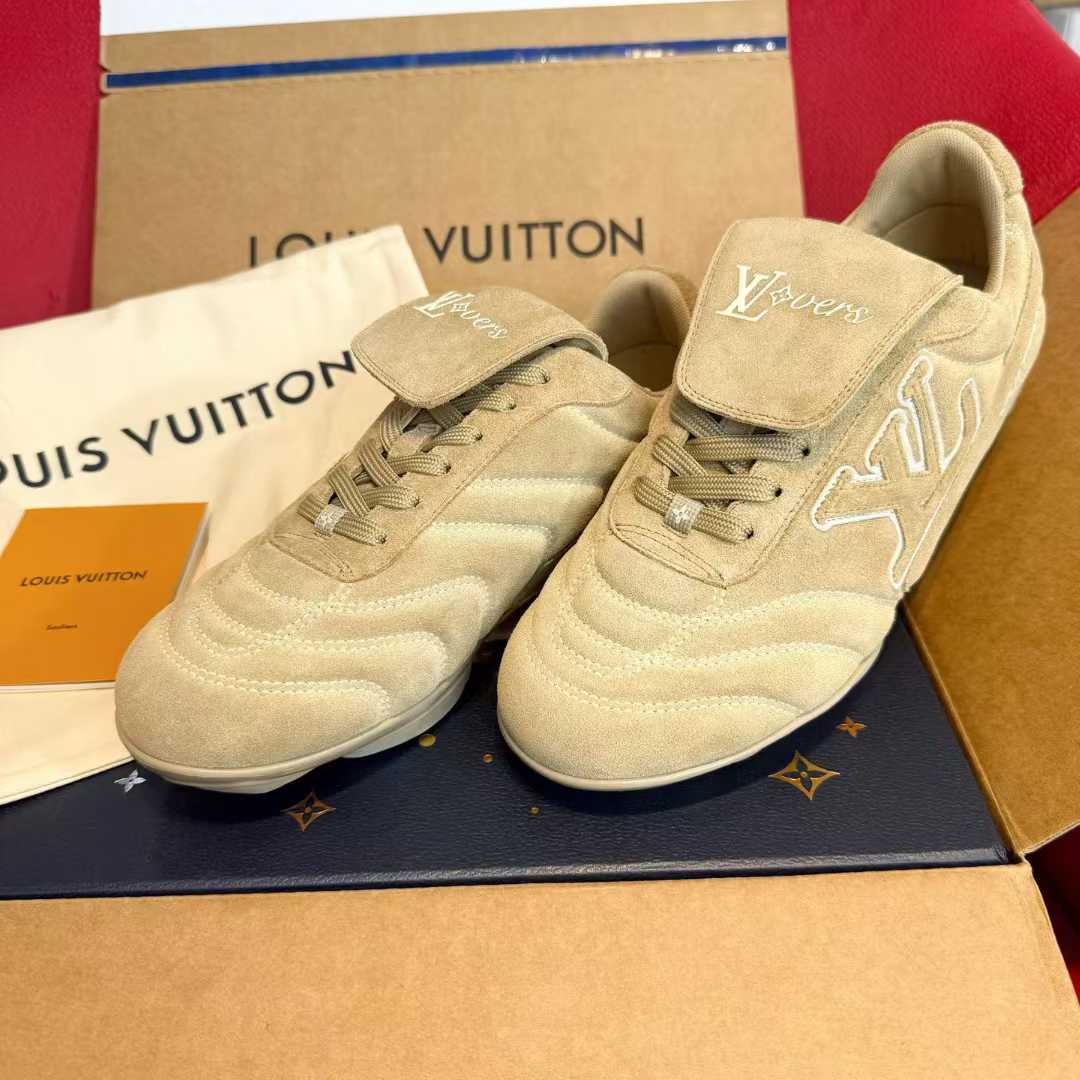 Louis Vuitton Sneakers view 12