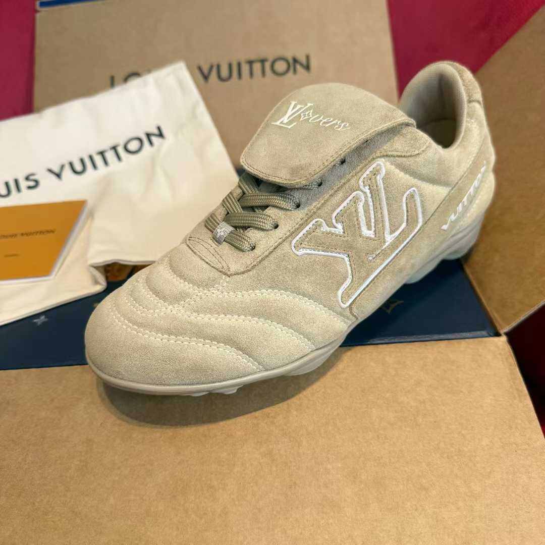 Louis Vuitton Sneakers view 14
