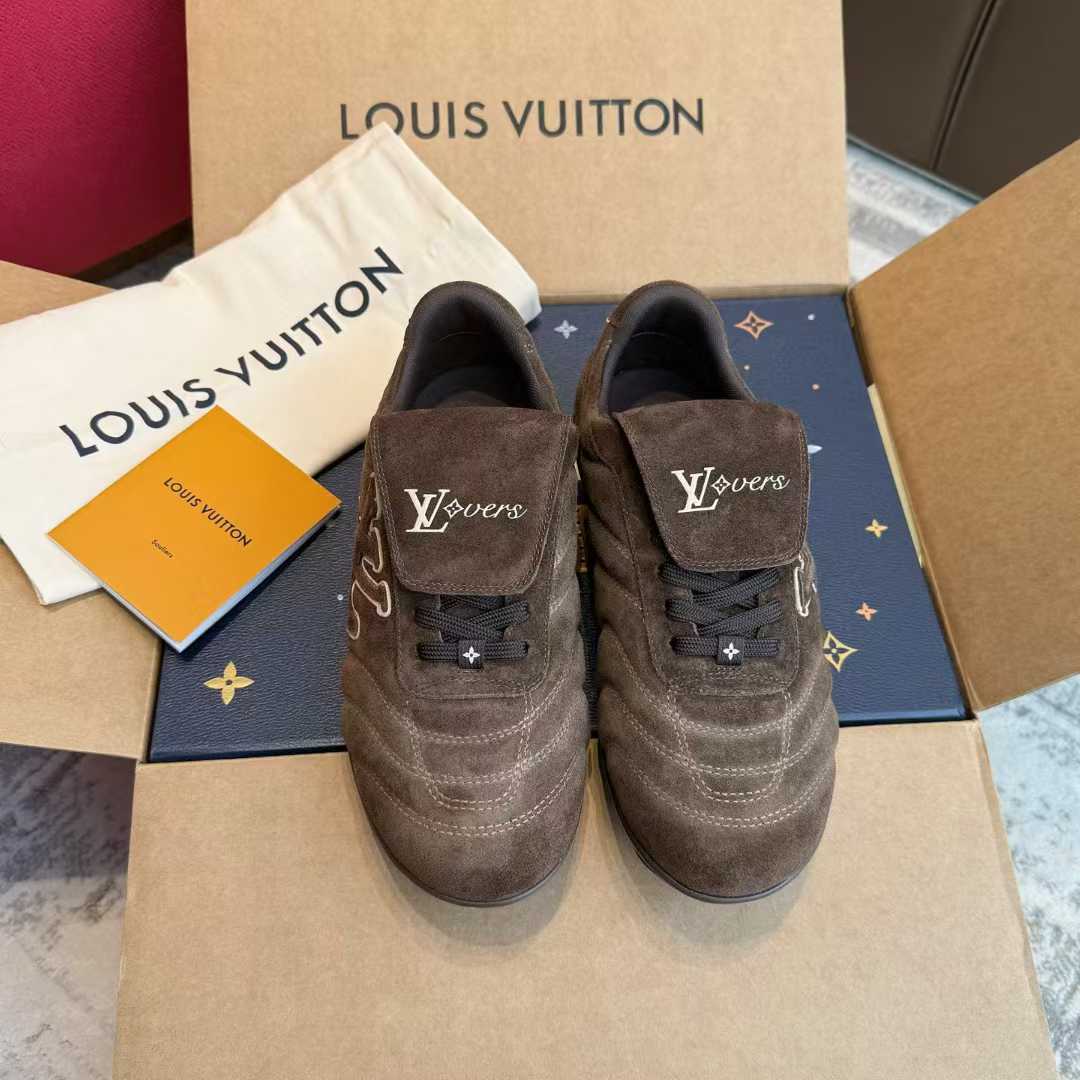 Louis Vuitton Sneakers view 2
