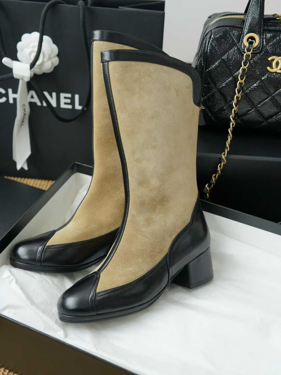 Chanel New boots for autumn and winter view 1