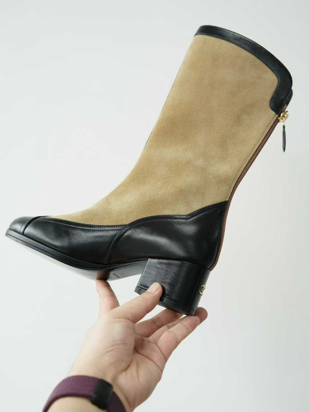 Chanel New boots for autumn and winter view 4