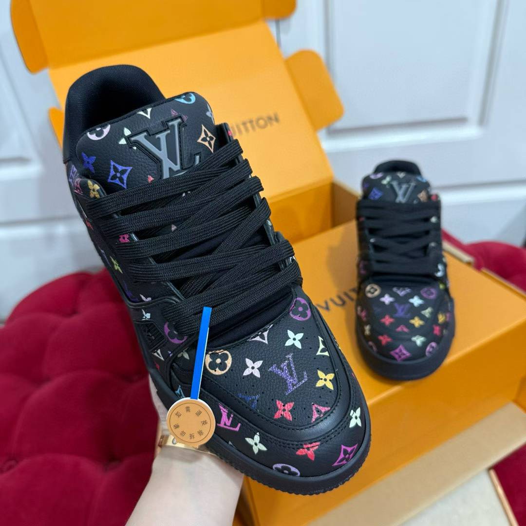 Louis Vuitton TRAINER Sneakers view 5
