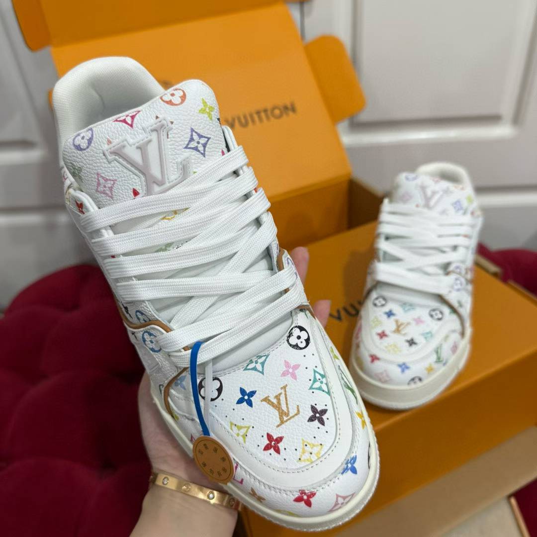 Louis Vuitton TRAINER Sneakers view 5