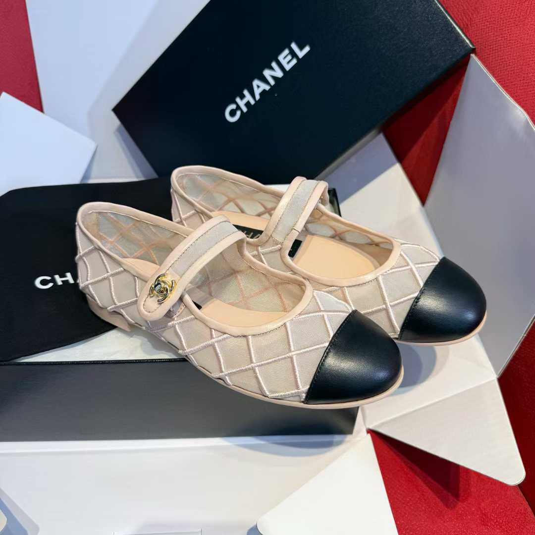 Chanel 25M COCO BEACH Mary Jane Shoes view 4