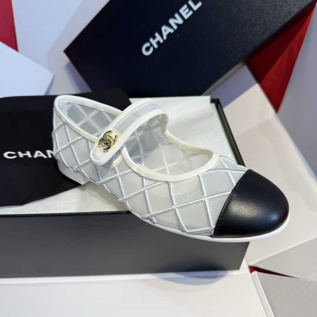 Chanel 25M COCO BEACH Mary Jane Shoes view 5